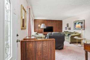 9-web-or-mls-09-Samantha Frank_99 Palmer Rd