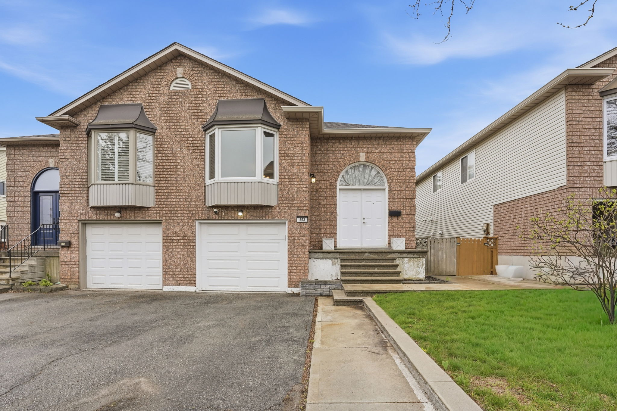 1-web-or-mls-1-Jason Baker_593 Grey St, Brantford