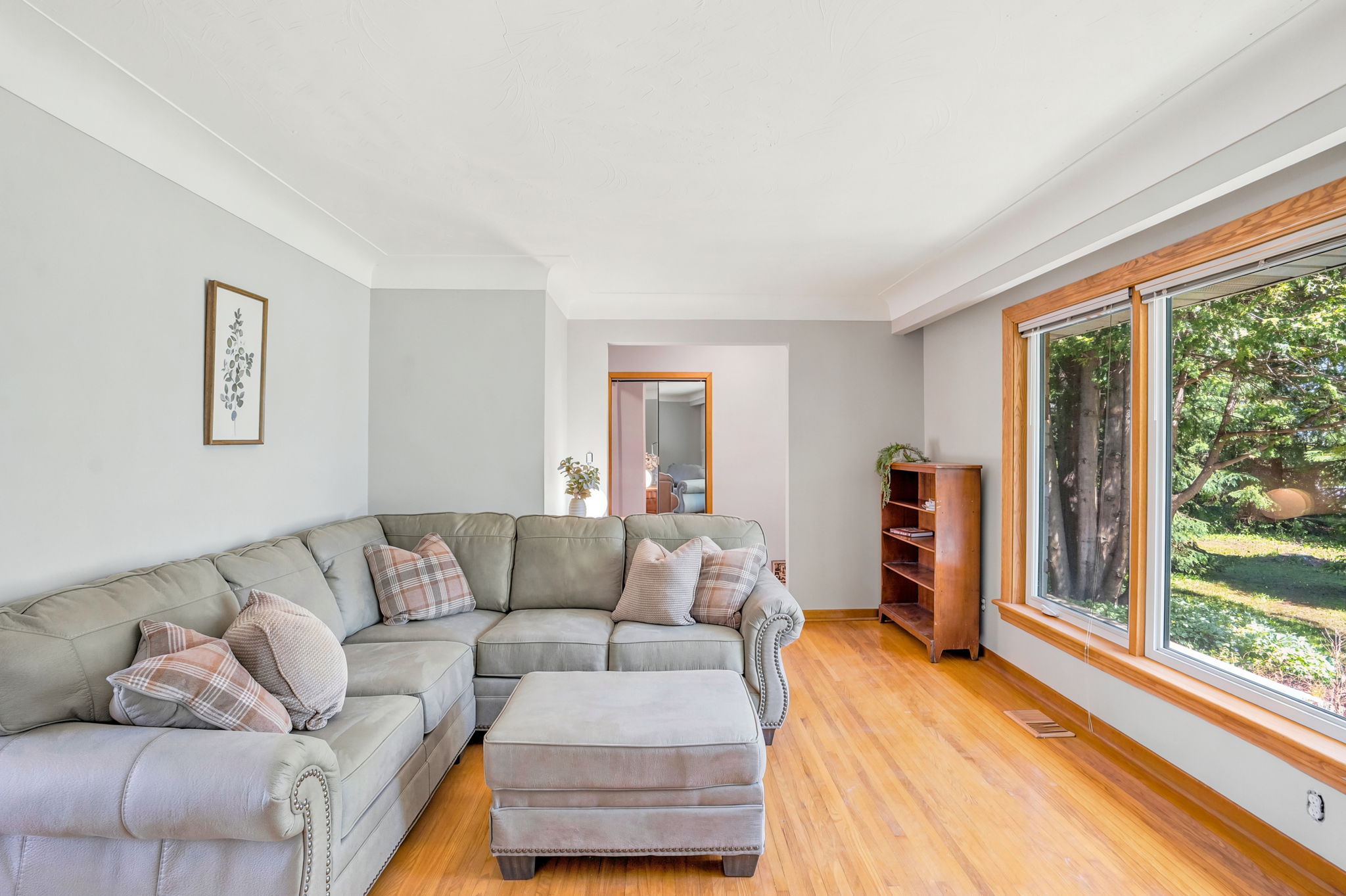 10-web-or-mls-10-Jeff Frank_1961 Centre Rd