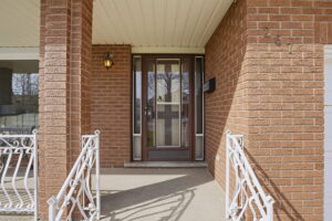 11-web-or-mls-11-Samantha Frank-267 Greencedar Dr