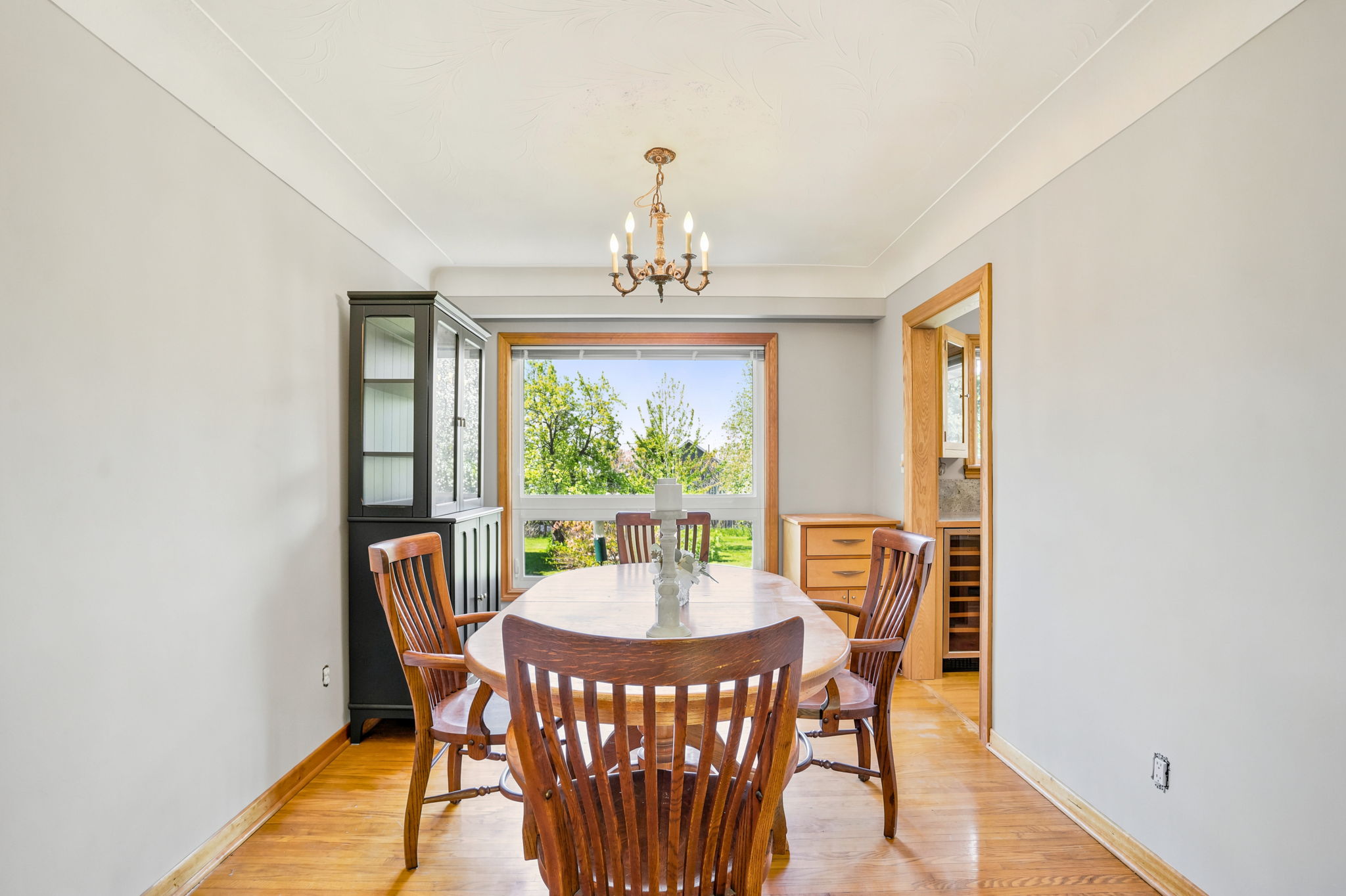12-web-or-mls-12-Jeff Frank_1961 Centre Rd