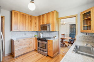 14-web-or-mls-14-Jeff Frank_1961 Centre Rd