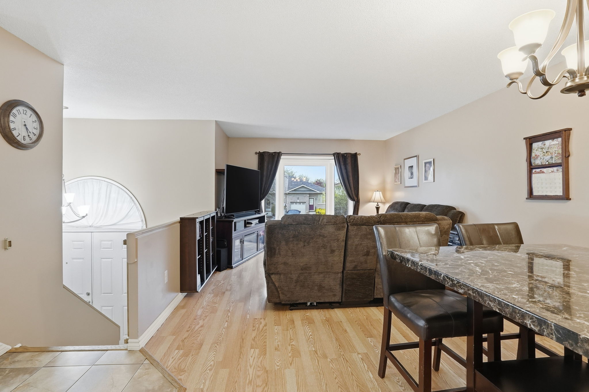 15-web-or-mls-15-Jason Baker_593 Grey St, Brantford