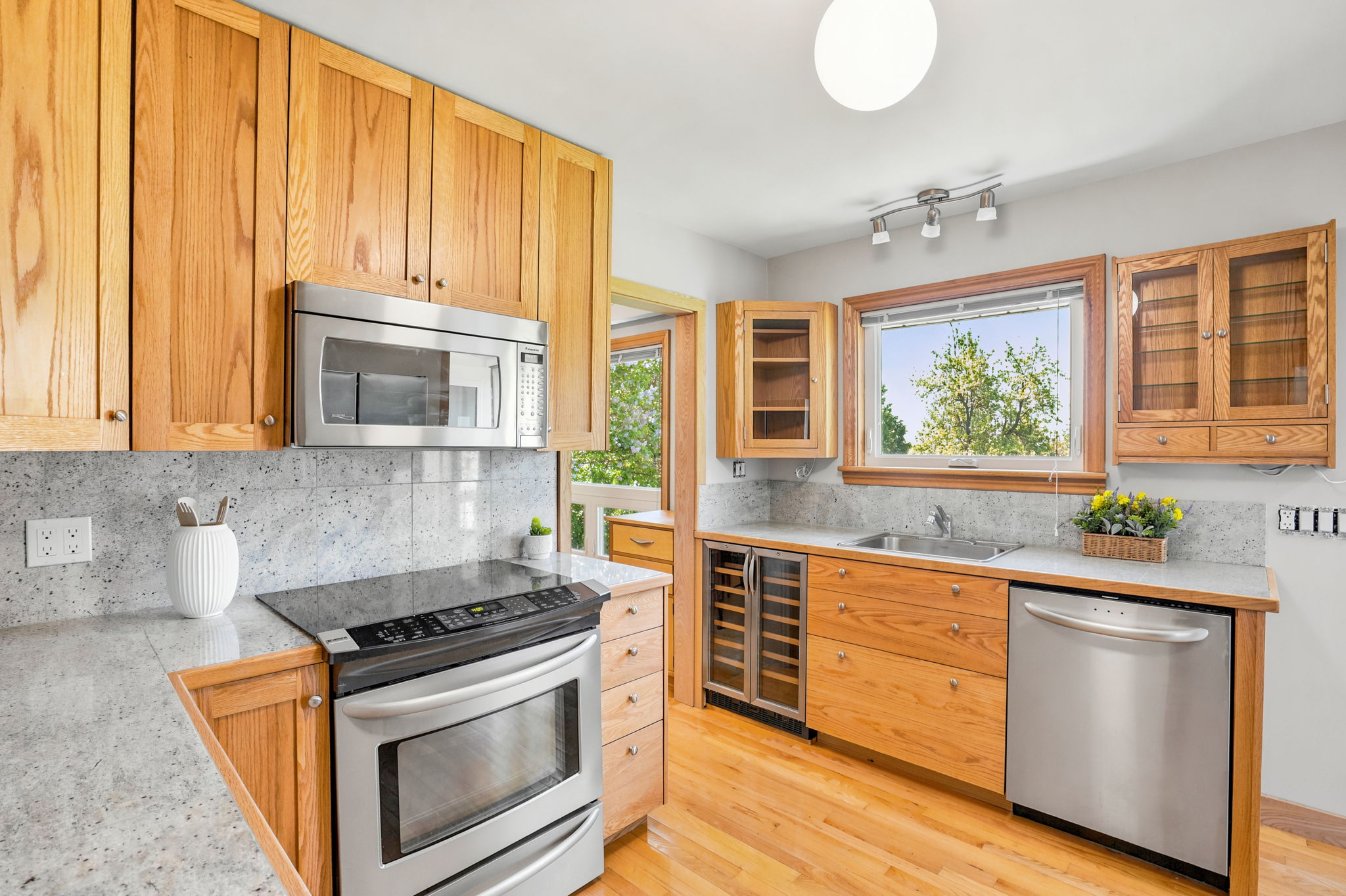 16-web-or-mls-16-Jeff Frank_1961 Centre Rd
