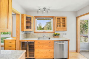 17-web-or-mls-17-Jeff Frank_1961 Centre Rd