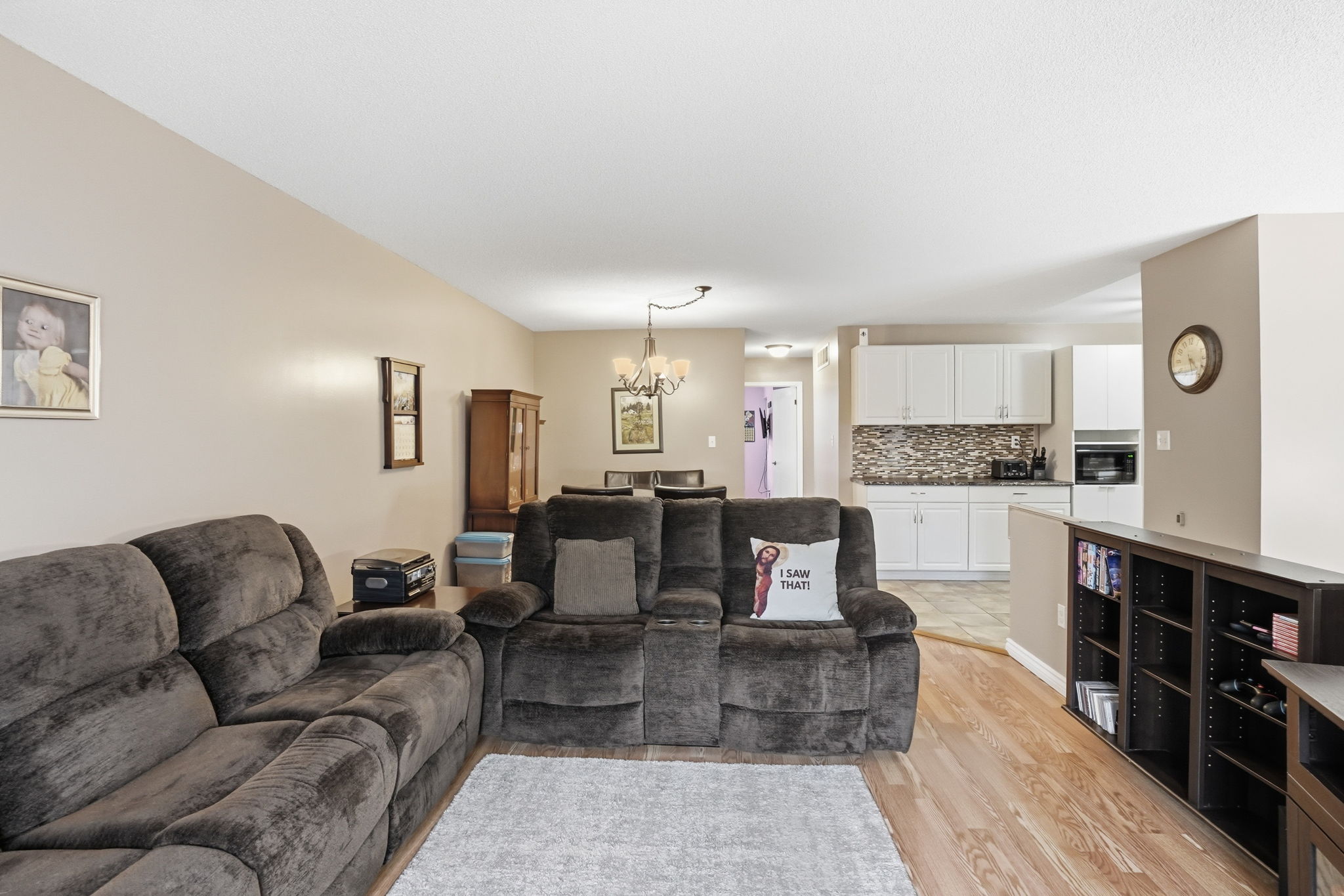 18-web-or-mls-18-Jason Baker_593 Grey St, Brantford