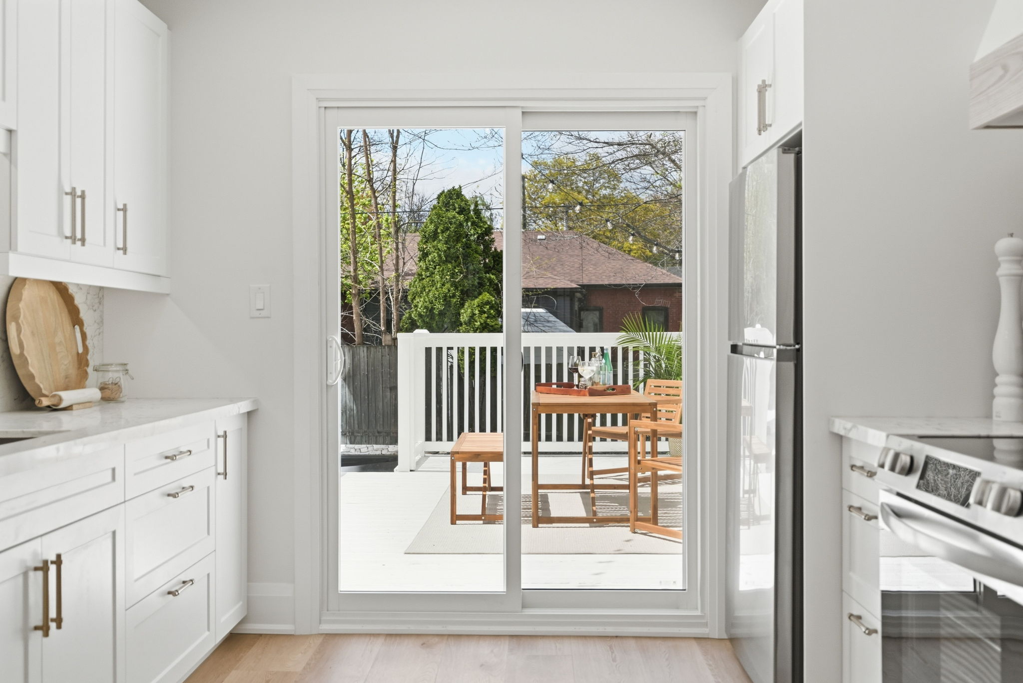 22-web-or-mls-22-Ilona Verlint_205 Locke St