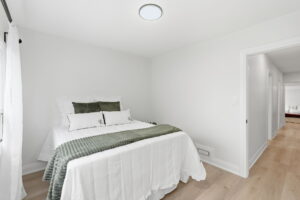 33-web-or-mls-33-Ilona Verlint_205 Locke St