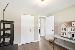33-web-or-mls-33-Renzo Passaretti_66 Purnell Dr