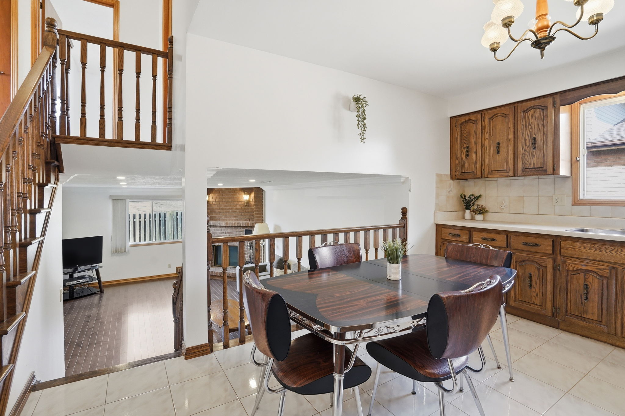 34-web-or-mls-34-Samantha Frank-267 Greencedar Dr