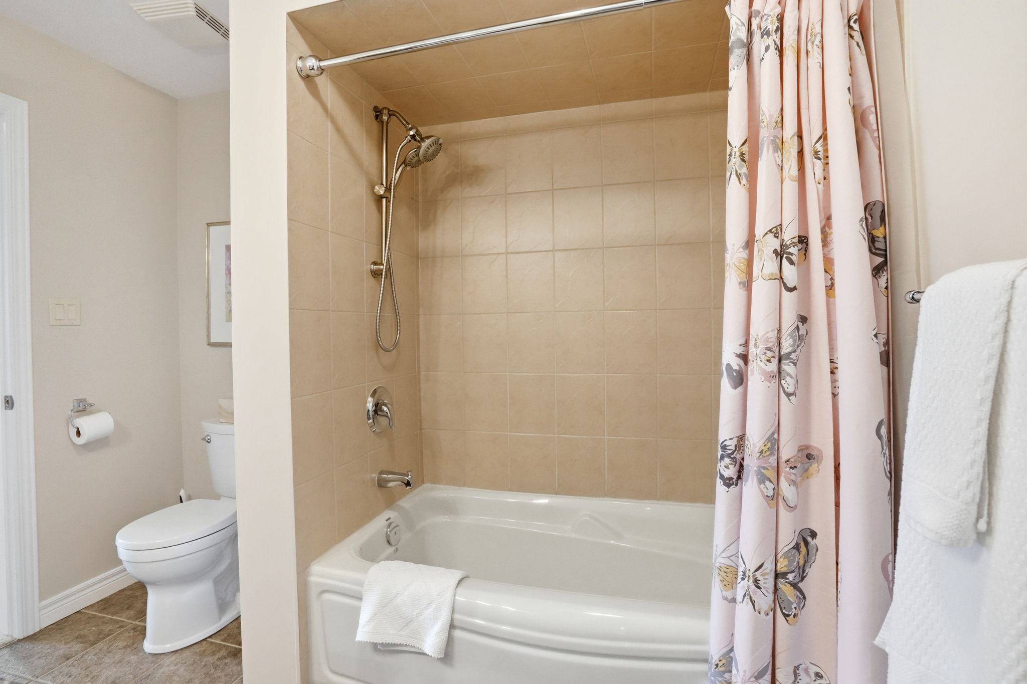 39-web-or-mls-39-Samantha Frank_96 Abbotsford Trail