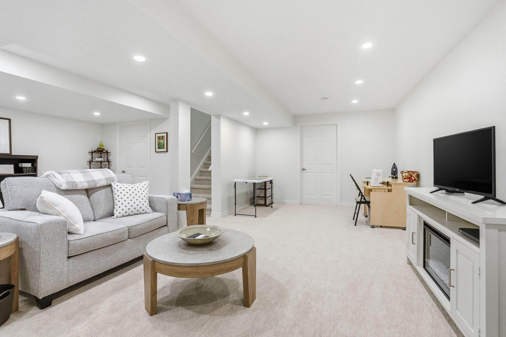 42-web-or-mls-42-Samantha Frank_96 Abbotsford Trail