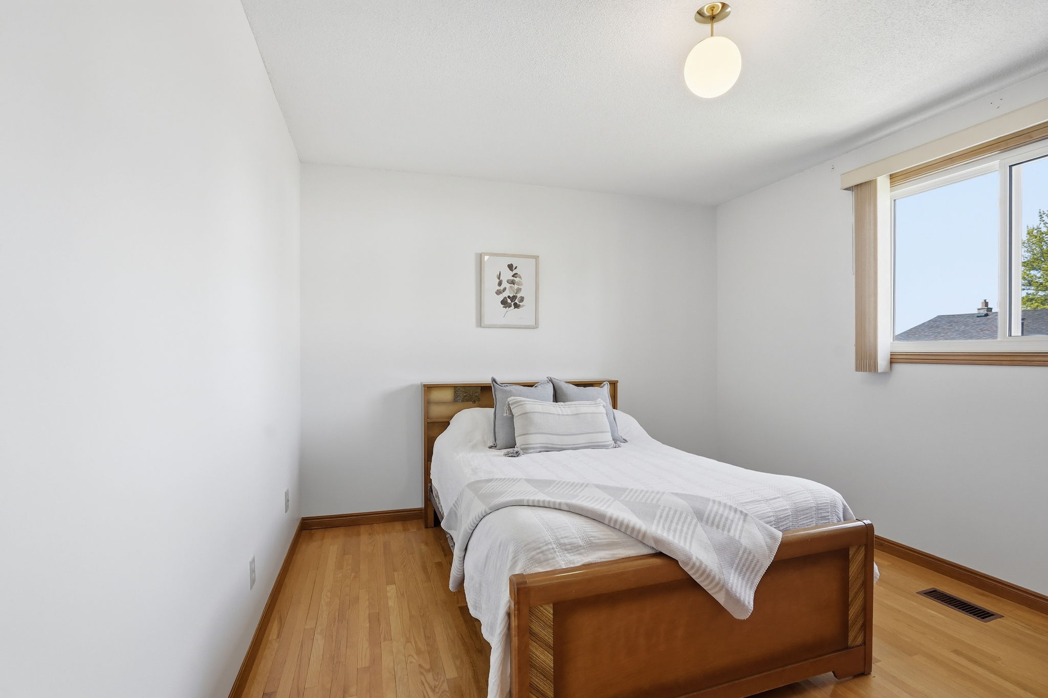 43-web-or-mls-43-Samantha Frank-267 Greencedar Dr