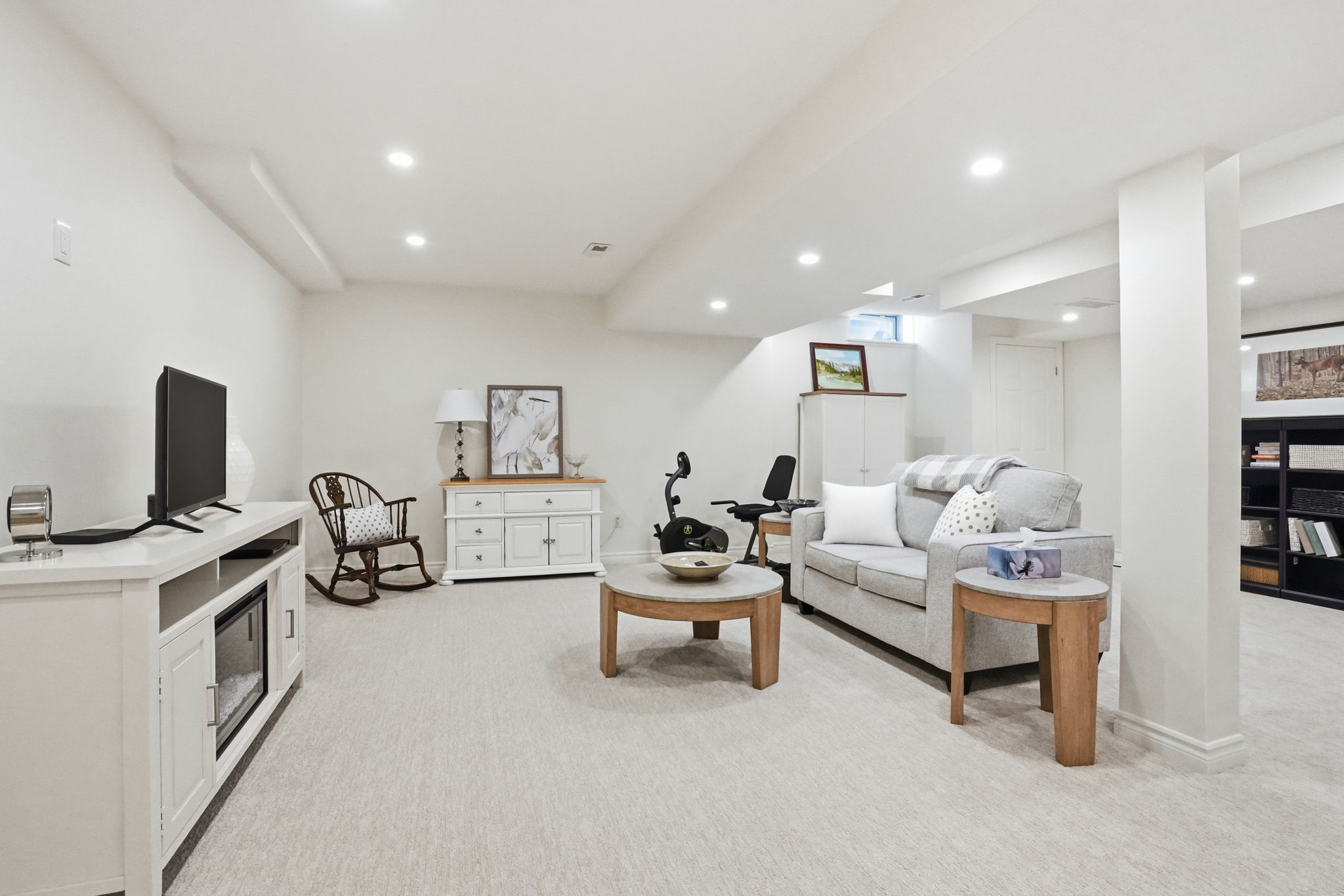 44-web-or-mls-44-Samantha Frank_96 Abbotsford Trail
