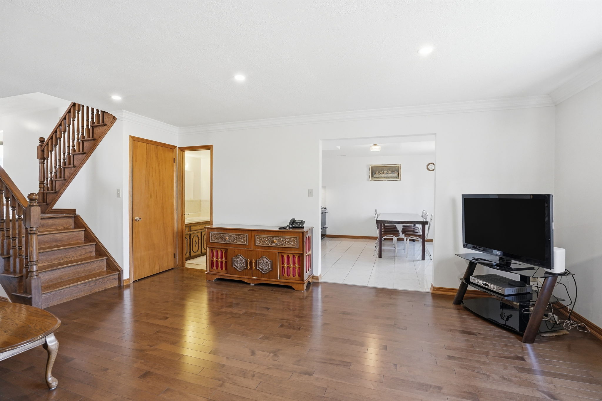 49-web-or-mls-49-Samantha Frank-267 Greencedar Dr