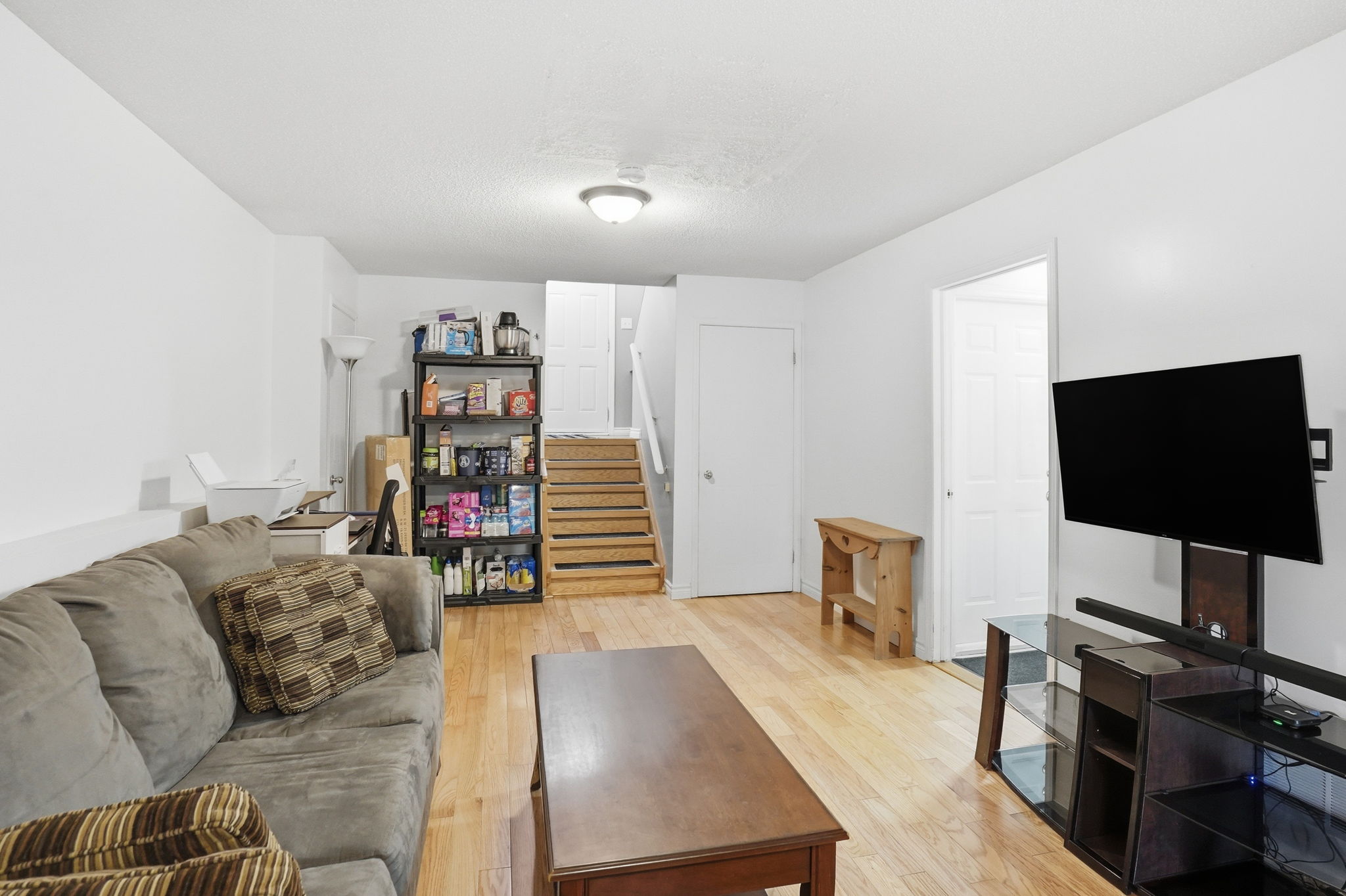 50-web-or-mls-50-Jason Baker_593 Grey St, Brantford