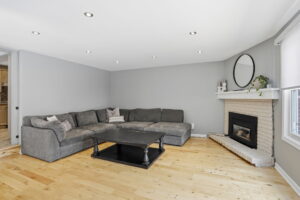 53-web-or-mls-53_Samantha Frank_215 Wexford Ave S