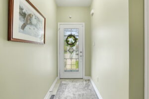 6-web-or-mls-06-Samantha Frank_96 Abbotsford Trail