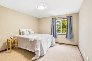 64-web-or-mls-64-Frank_35 Amblecote Pl, Hamilton