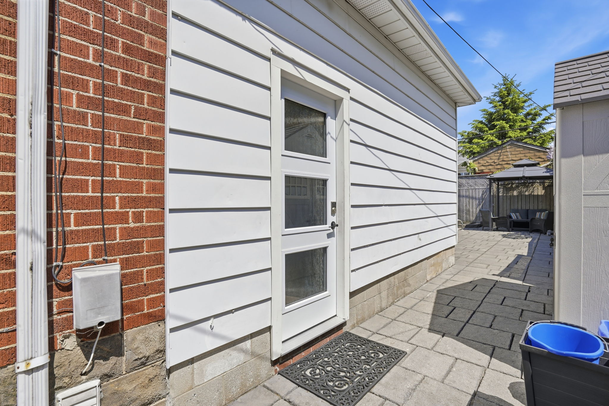 69-web-or-mls-69_Samantha Frank_215 Wexford Ave S