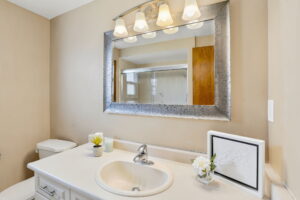 73-web-or-mls-73-Frank_35 Amblecote Pl, Hamilton