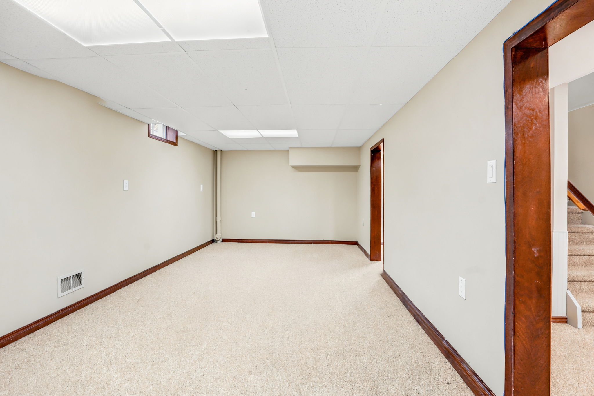 77-web-or-mls-77-Frank_35 Amblecote Pl, Hamilton