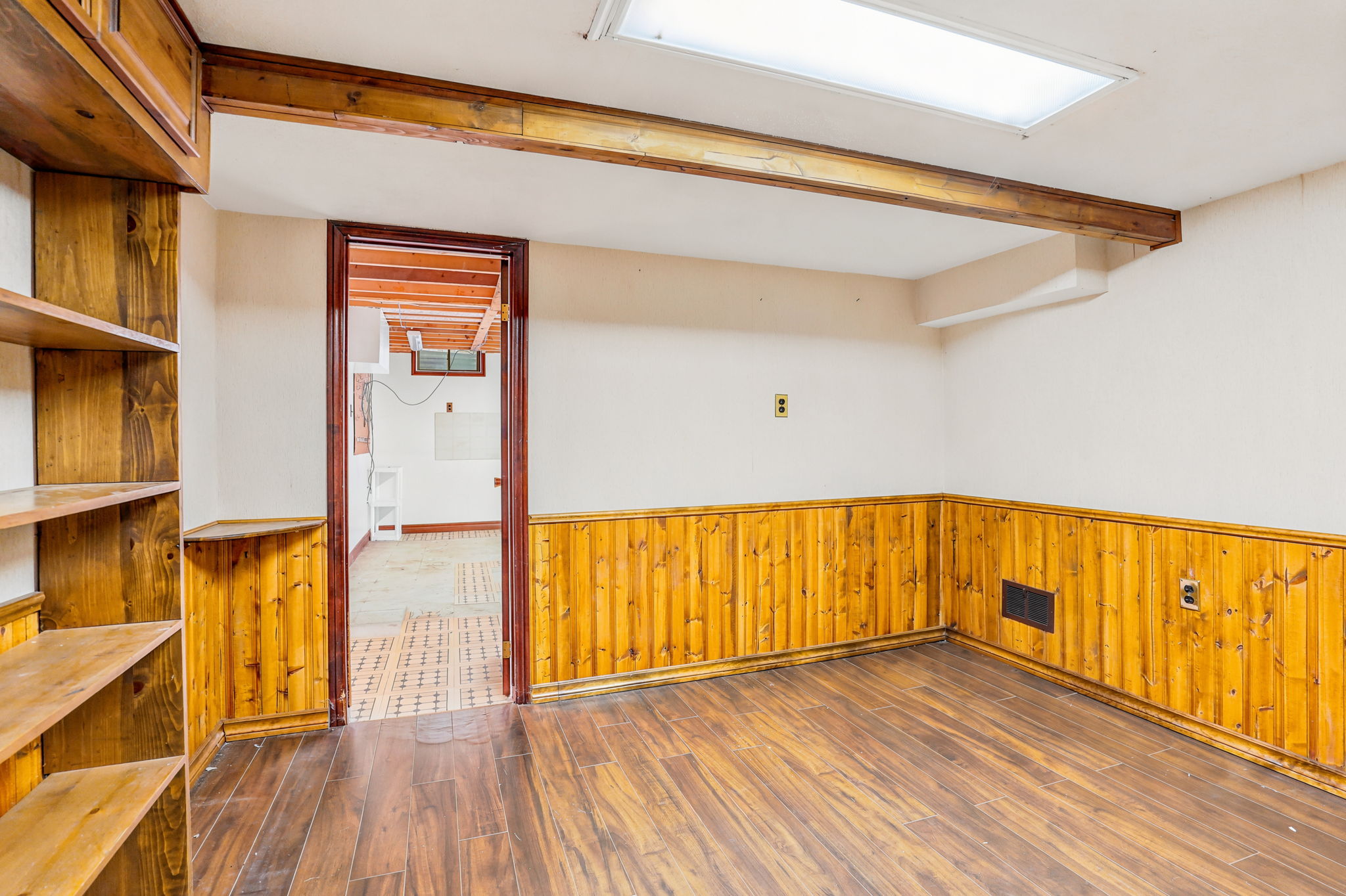 84-web-or-mls-84-Frank_35 Amblecote Pl, Hamilton
