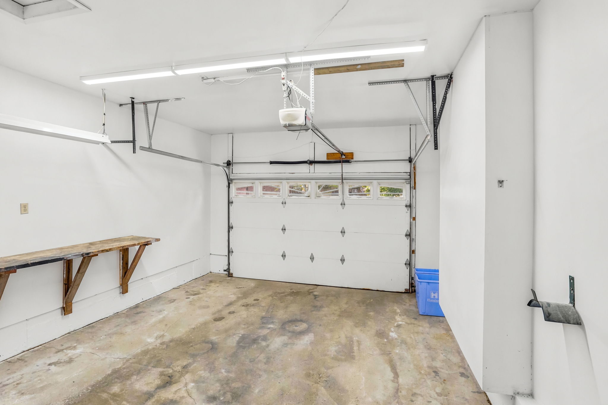 85-web-or-mls-85-Frank_35 Amblecote Pl, Hamilton