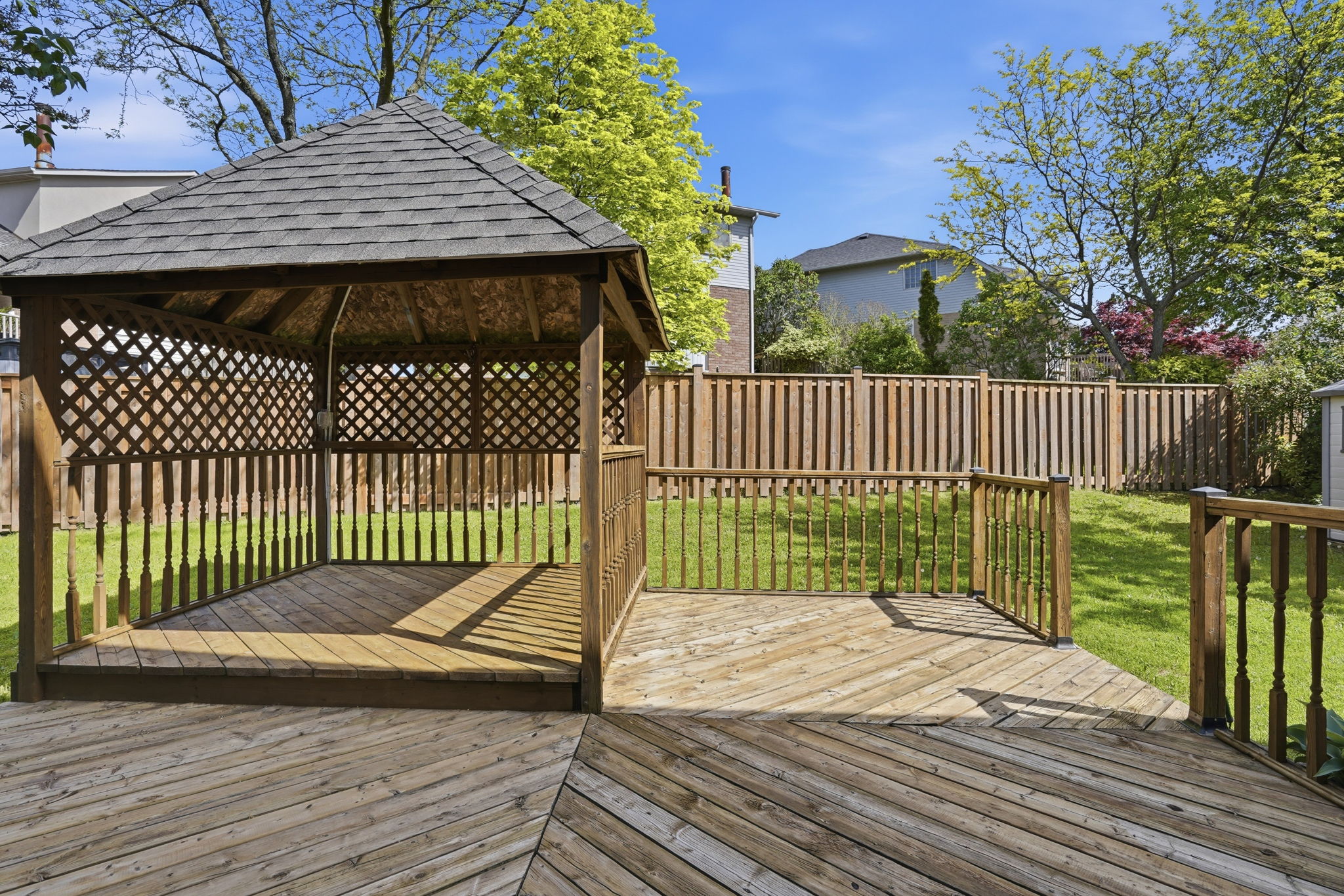 89-web-or-mls-89-Frank_35 Amblecote Pl, Hamilton
