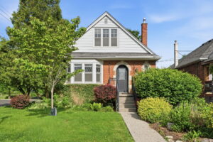 1-web-or-mls-01-Jeff Frank - 153 Parkview Dr