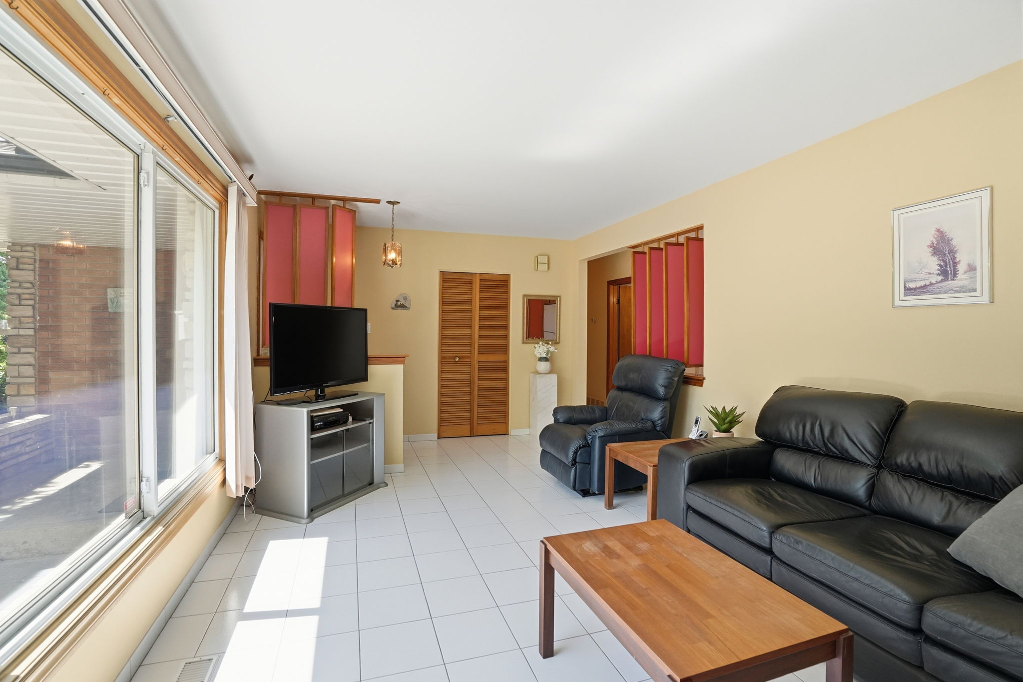 14-web-or-mls-14_Dane Pirro_2 Deerborn Dr