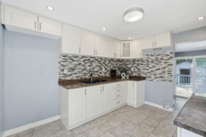 15-web-or-mls-15-Ilona Verlint_53 Dalhousie Ave