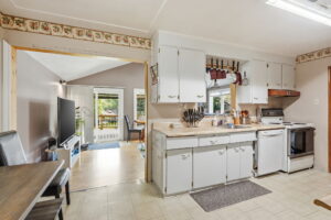 19-web-or-mls-19-Hamilton_Frank_589 Glover Rd