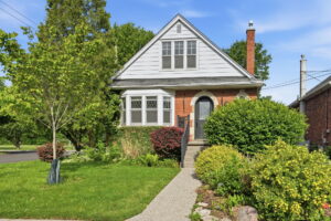 2-web-or-mls-02-Jeff Frank - 153 Parkview Dr