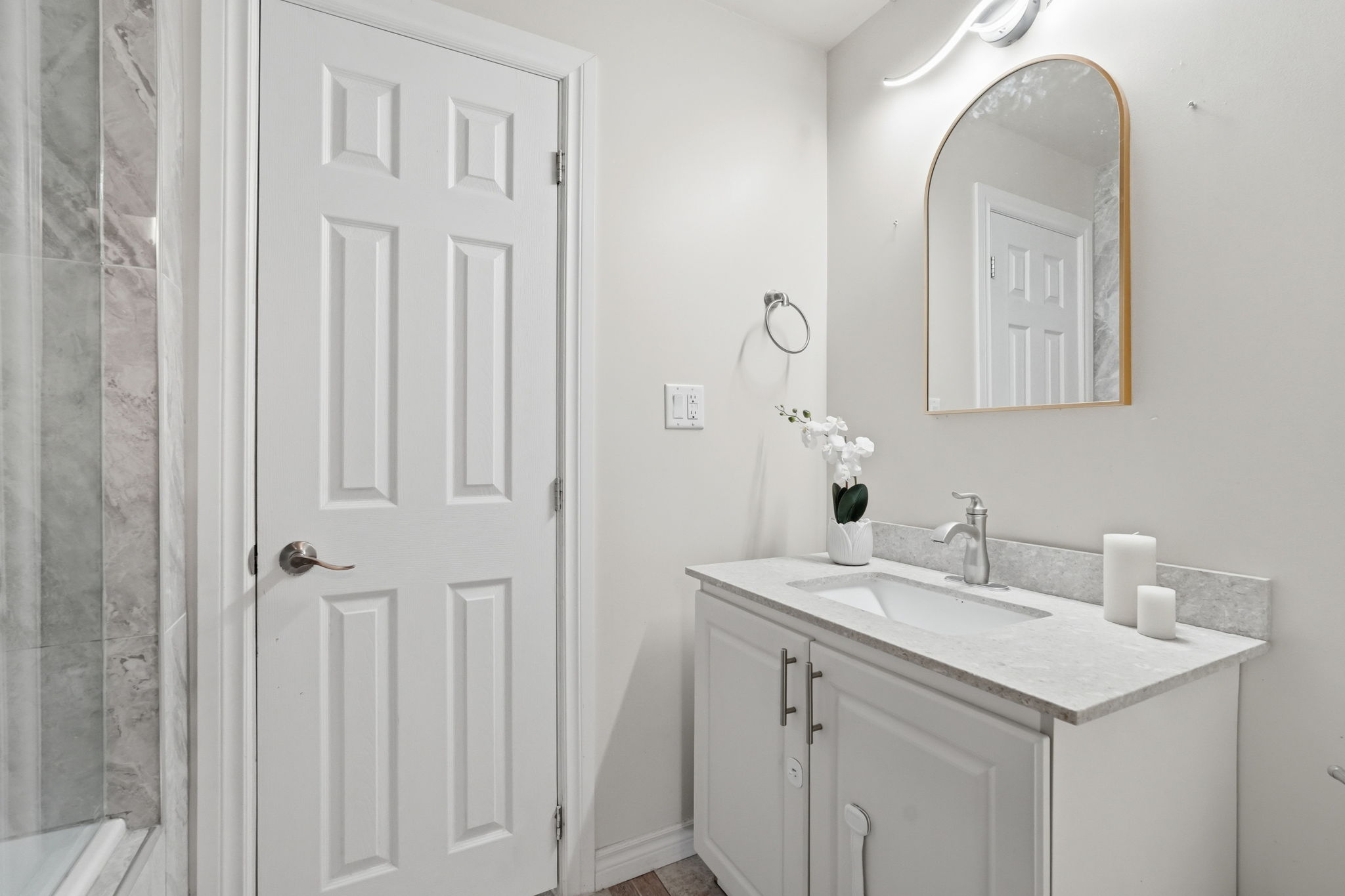 25-web-or-mls-25-Ilona Verlint_53 Dalhousie Ave