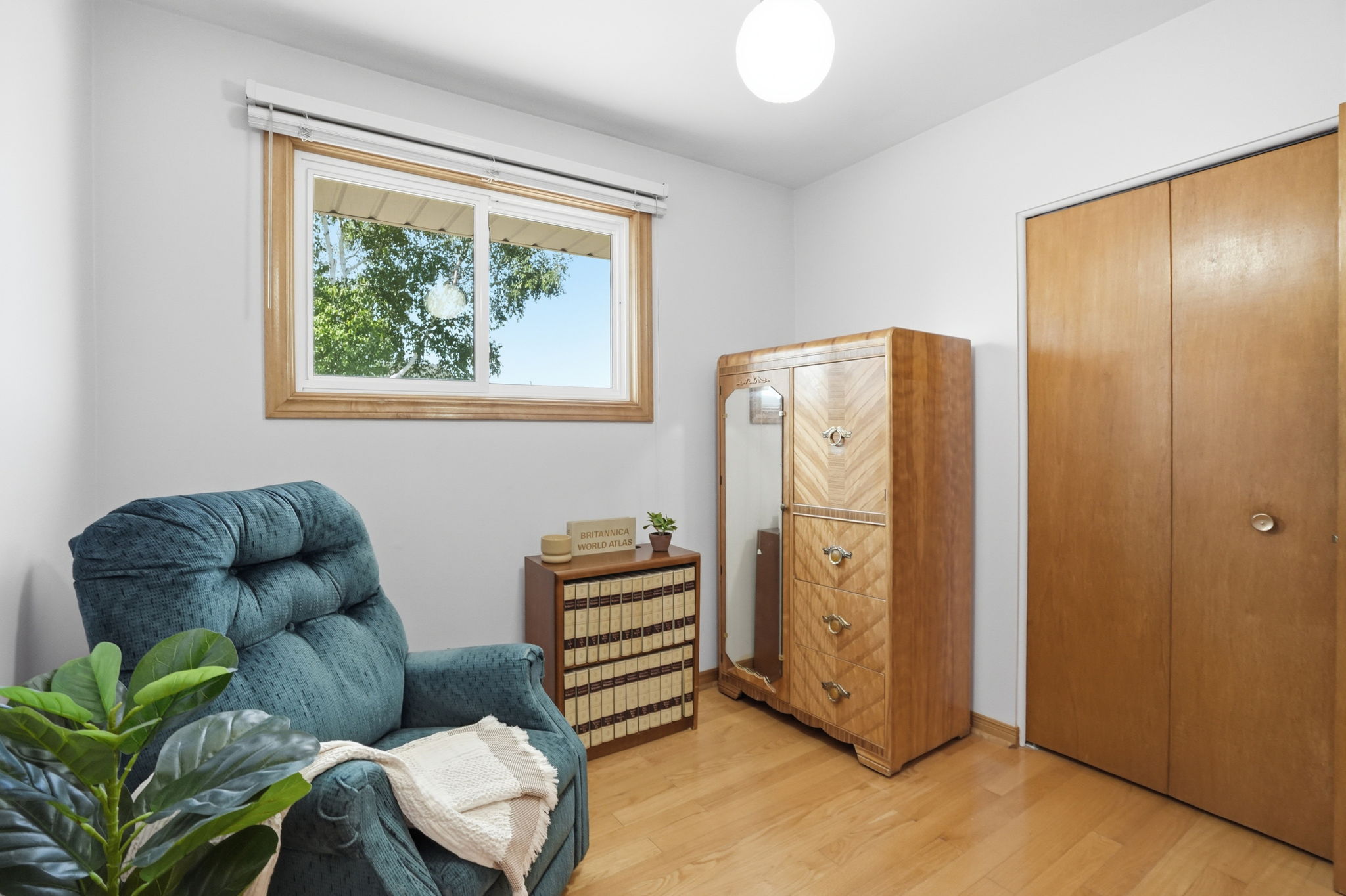 27-web-or-mls-27_Dane Pirro_2 Deerborn Dr