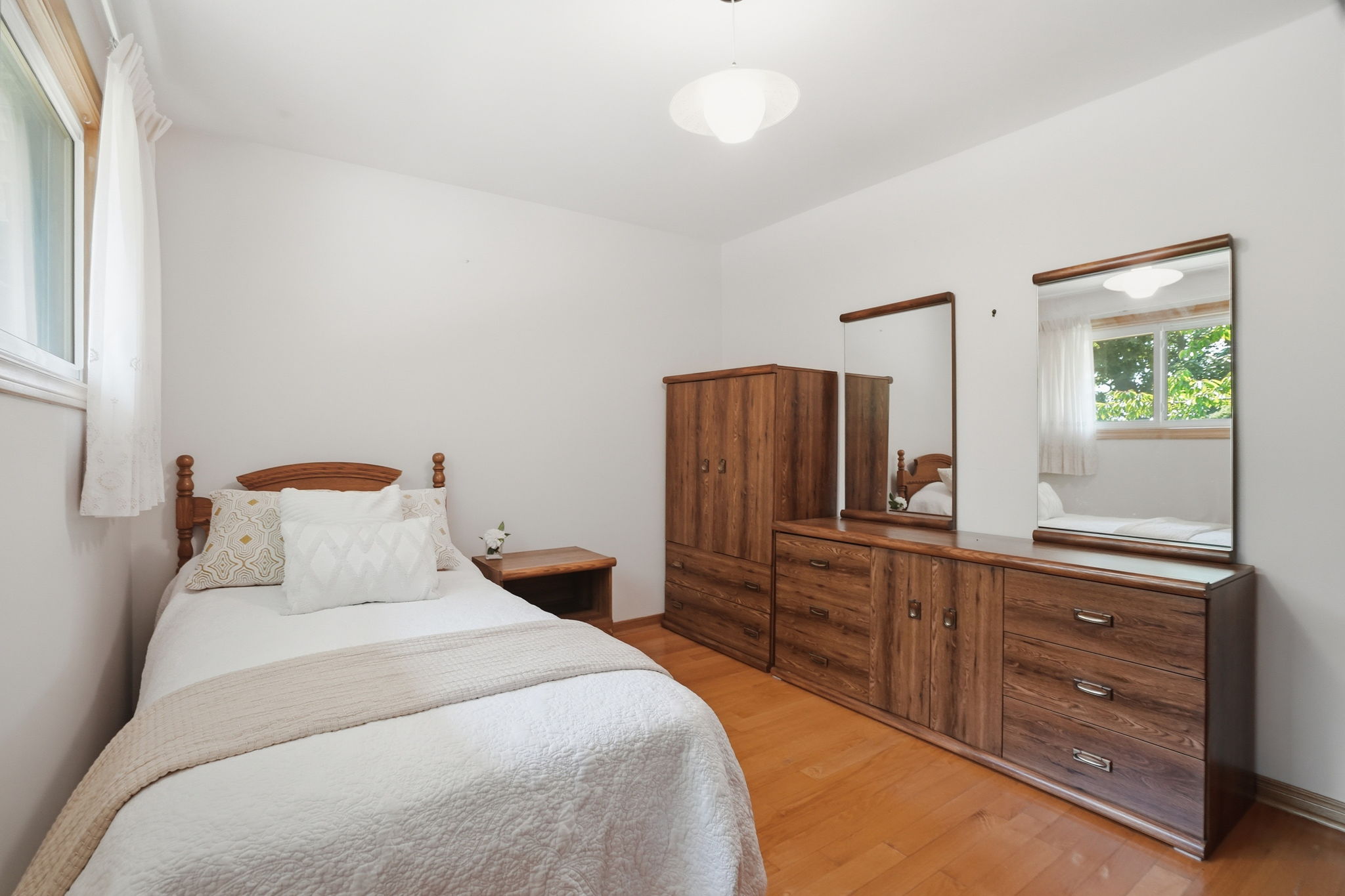 29-web-or-mls-29_Dane Pirro_2 Deerborn Dr