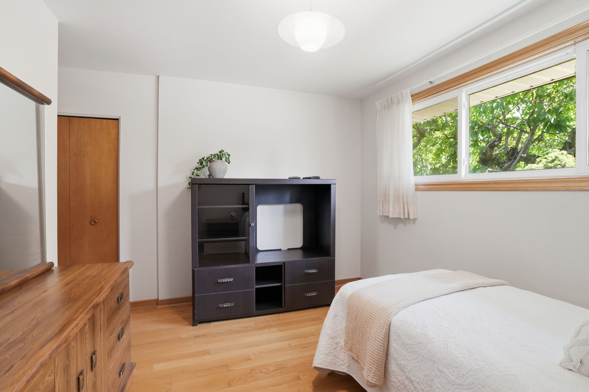 30-web-or-mls-30_Dane Pirro_2 Deerborn Dr