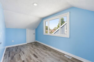 34-web-or-mls-34-Ilona Verlint_53 Dalhousie Ave
