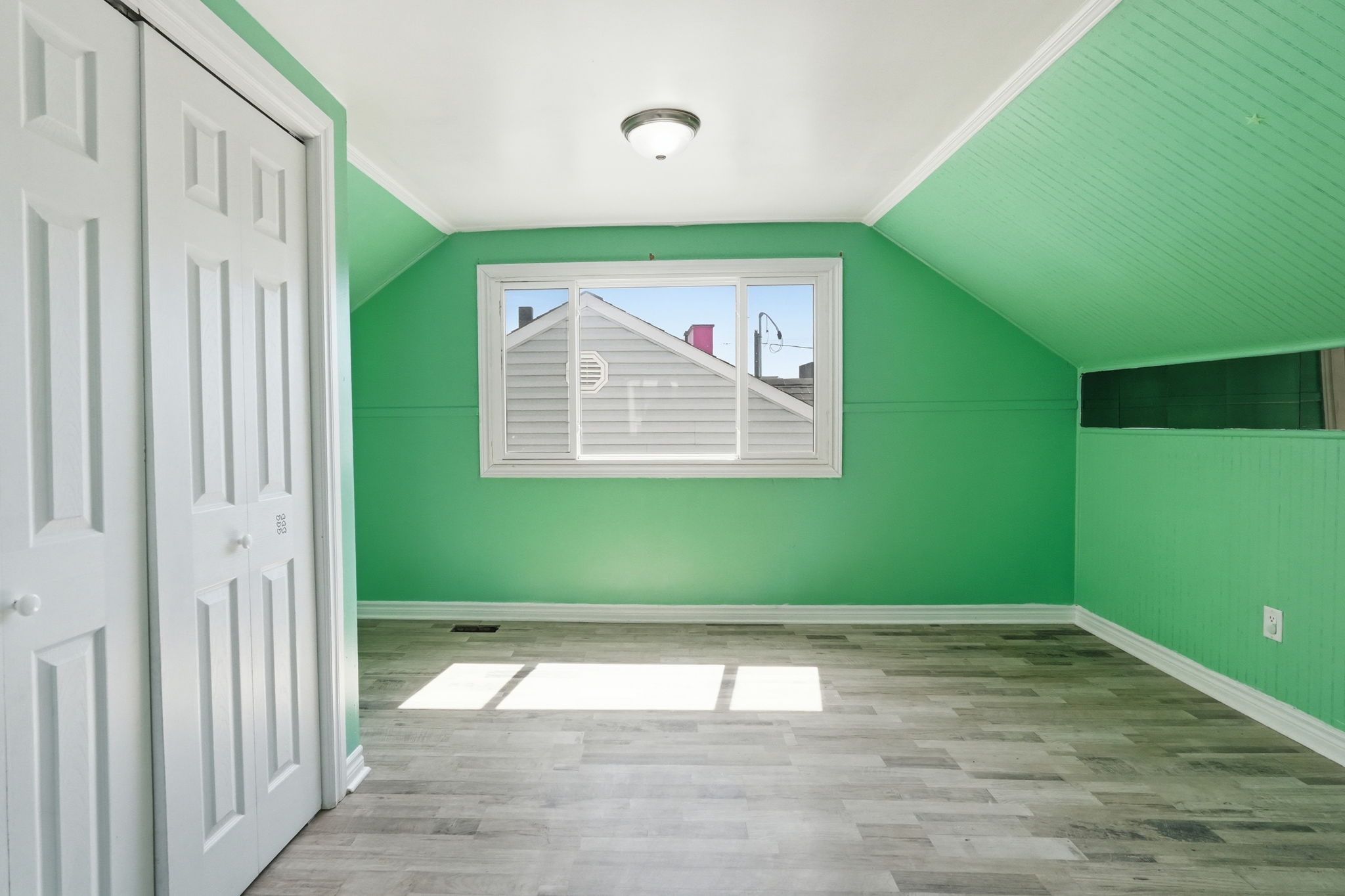 36-web-or-mls-36-Ilona Verlint_53 Dalhousie Ave