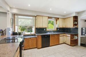 37-web-or-mls-37-Hamilton_Frank_44 San Paulo Dr