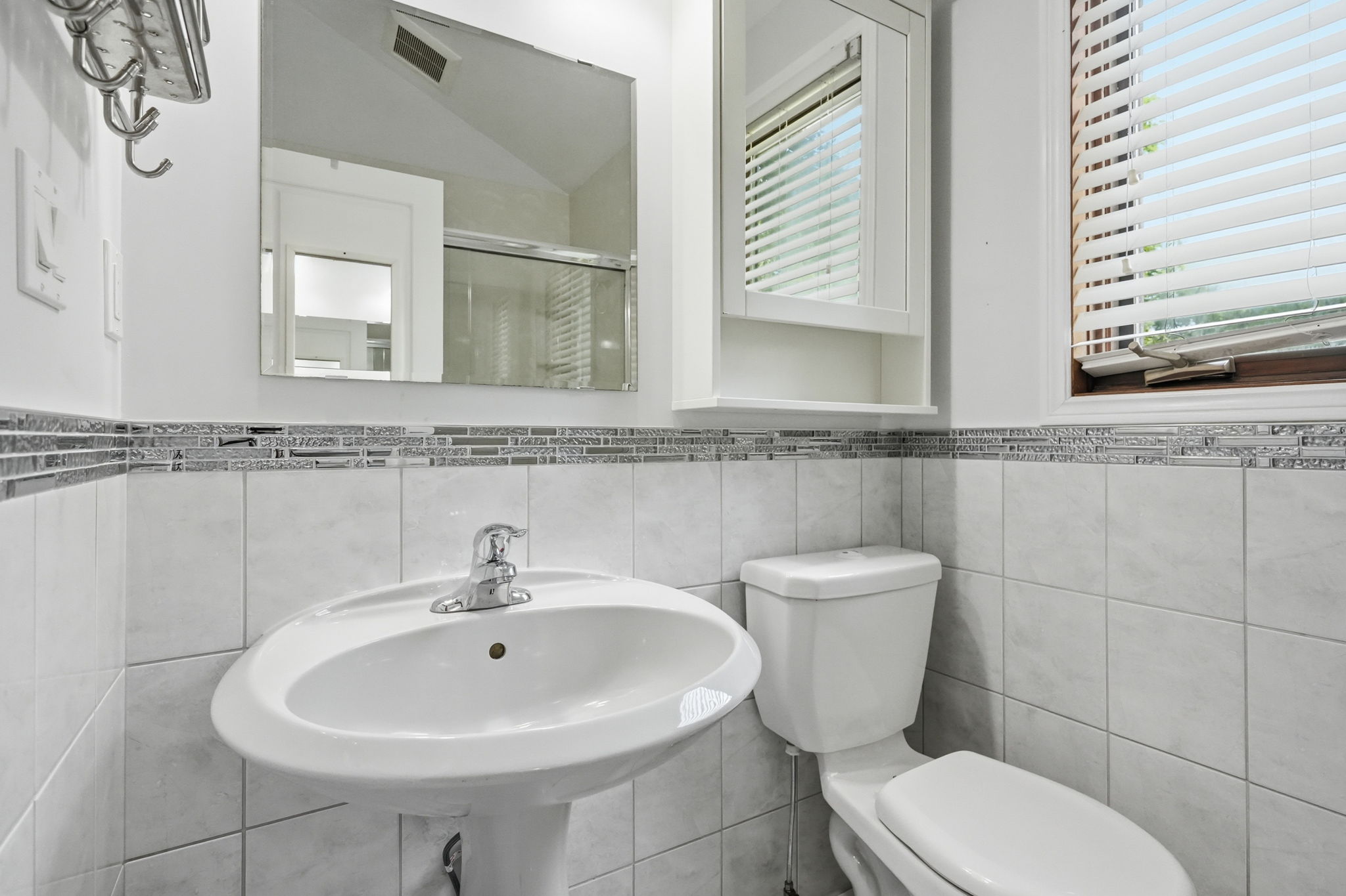 37-web-or-mls-43-Samantha Frank_9964 Concession Rd 1