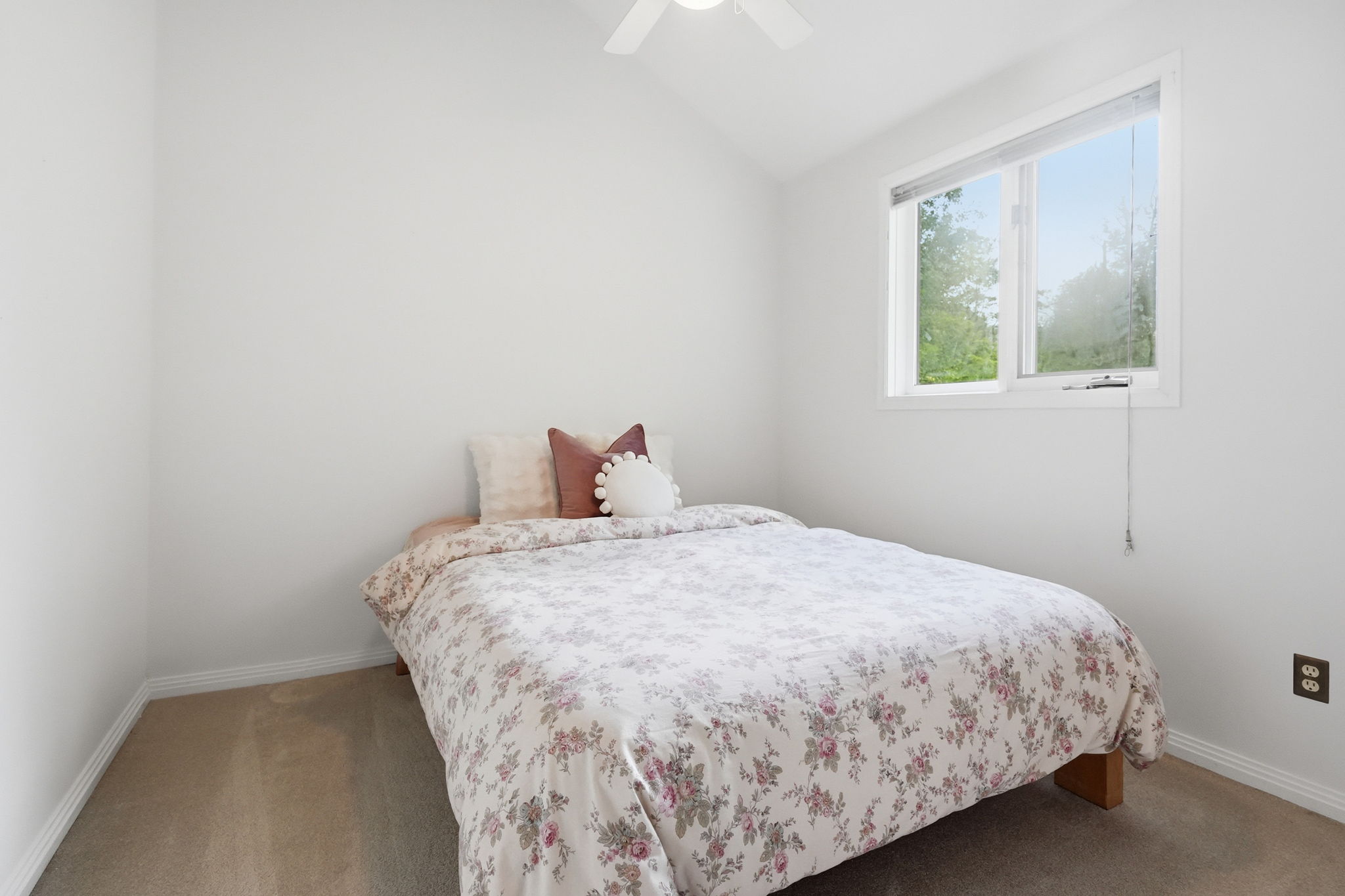 39-web-or-mls-45-Samantha Frank_9964 Concession Rd 1