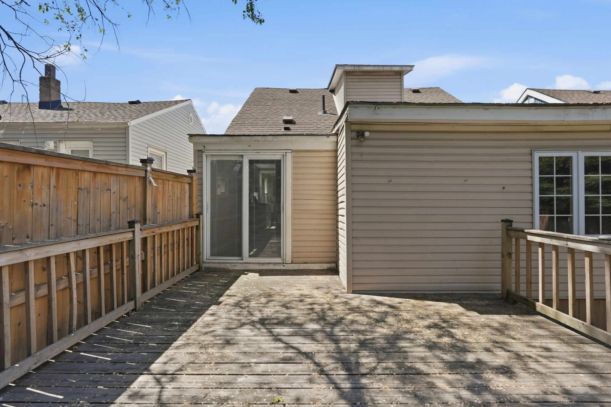 43-web-or-mls-43-Ilona Verlint_53 Dalhousie Ave