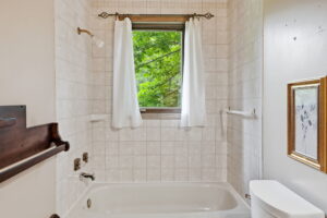 44-web-or-mls-50-Samantha Frank_9964 Concession Rd 1