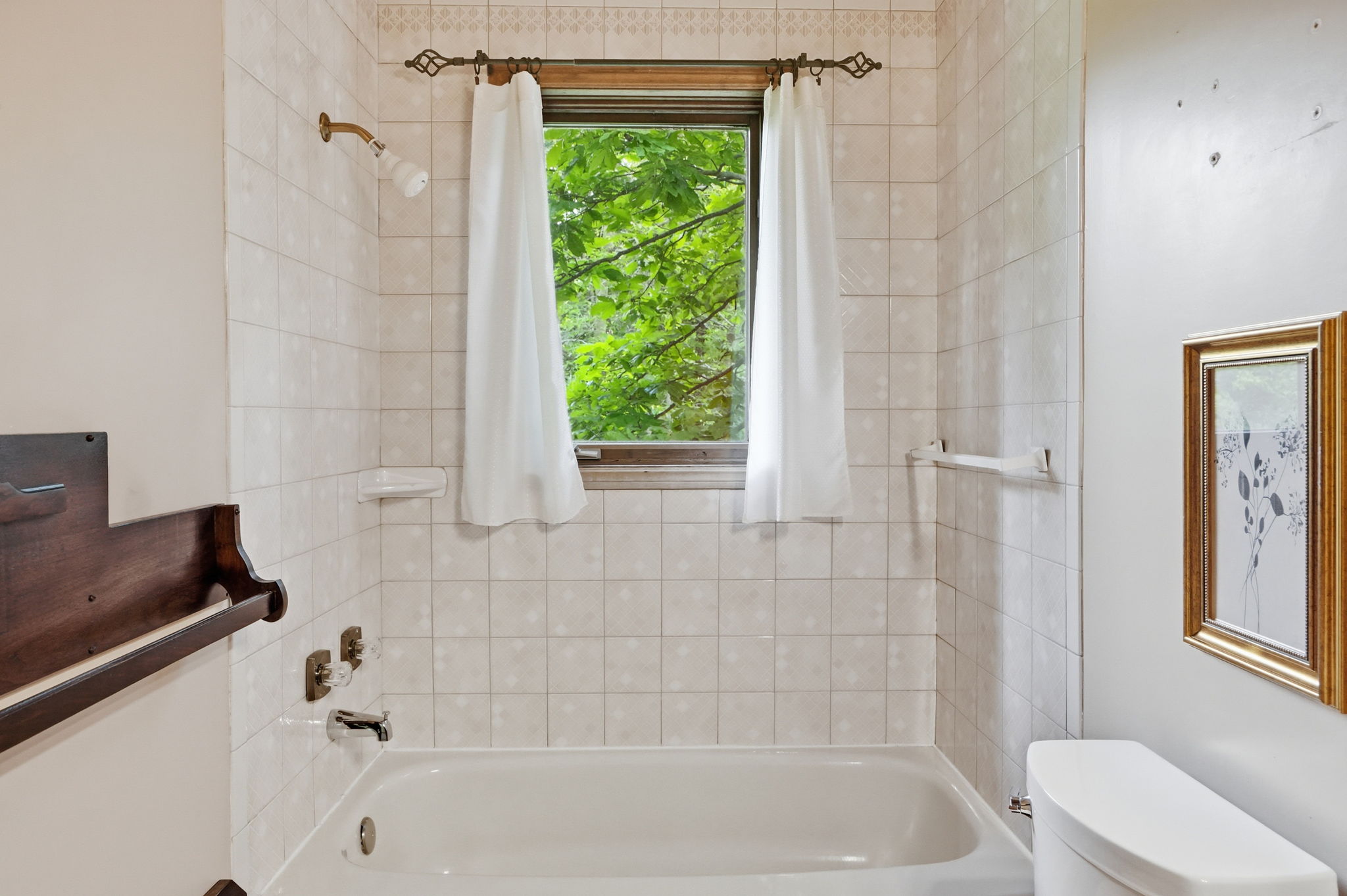 44-web-or-mls-50-Samantha Frank_9964 Concession Rd 1