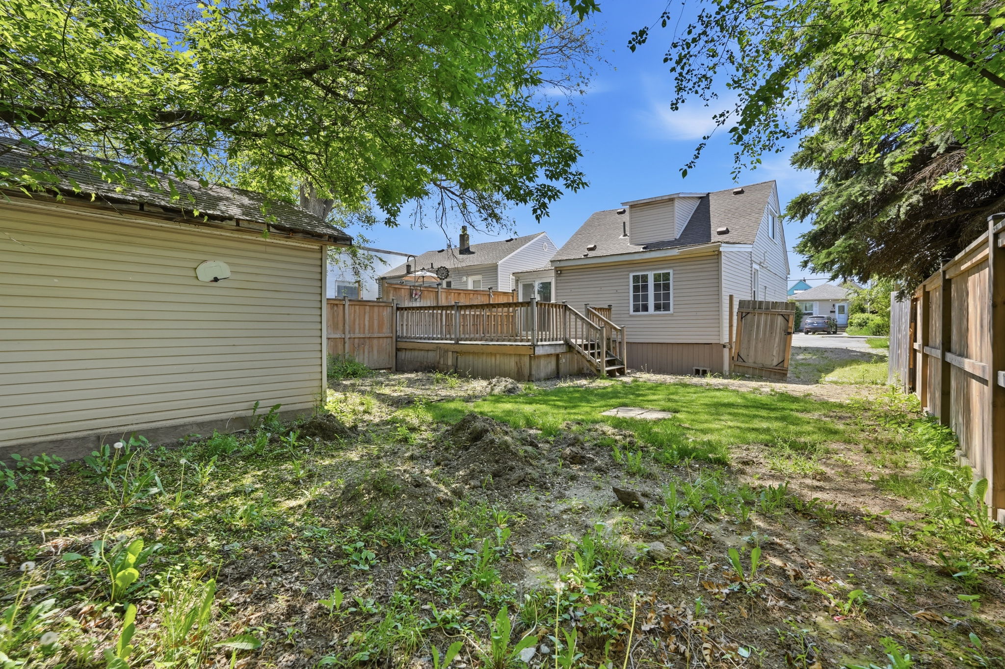 47-web-or-mls-47-Ilona Verlint_53 Dalhousie Ave