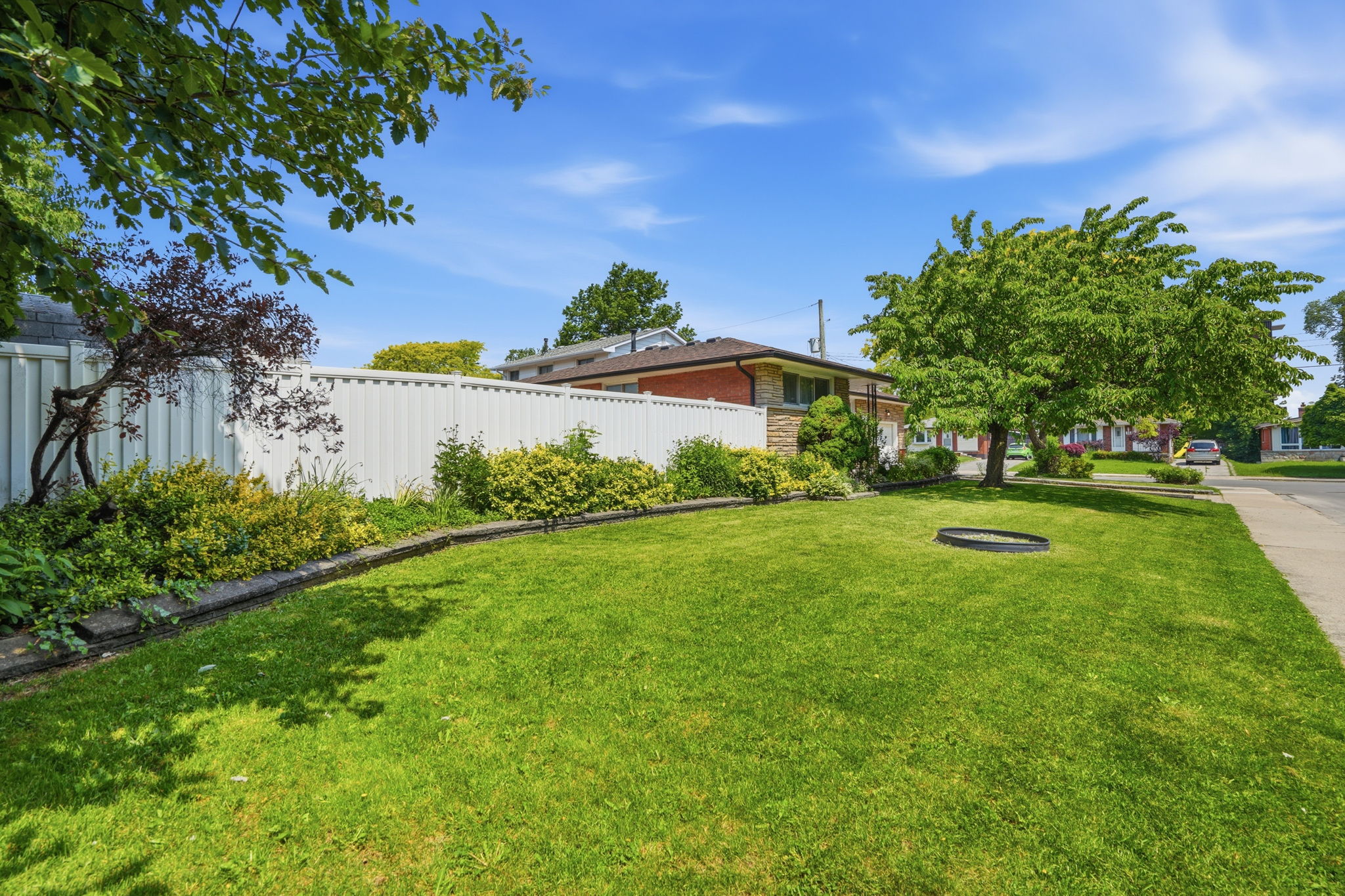 5-web-or-mls-5_Dane Pirro_2 Deerborn Dr