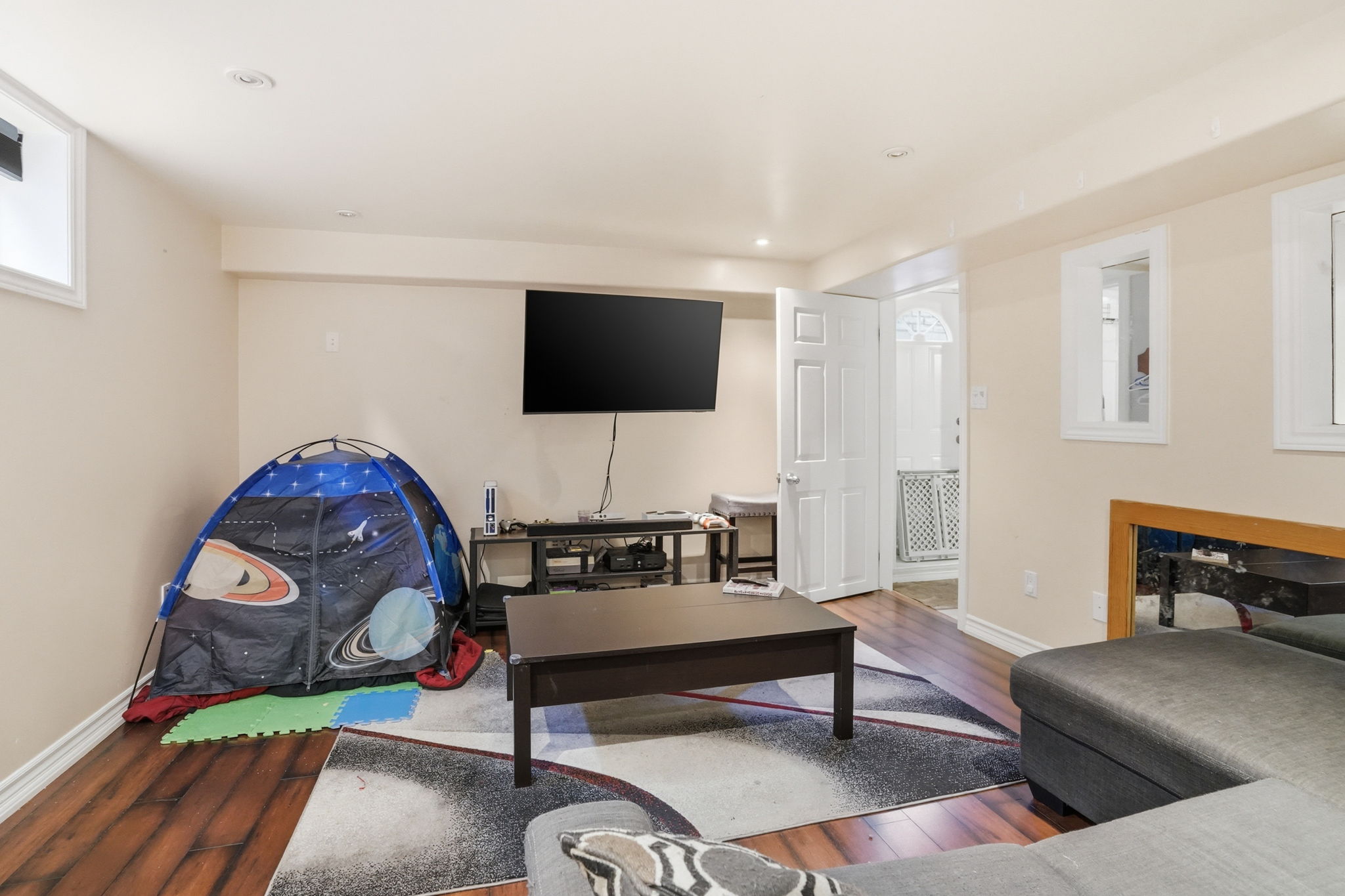 50-web-or-mls-50-Hamilton_Frank_44 San Paulo Dr