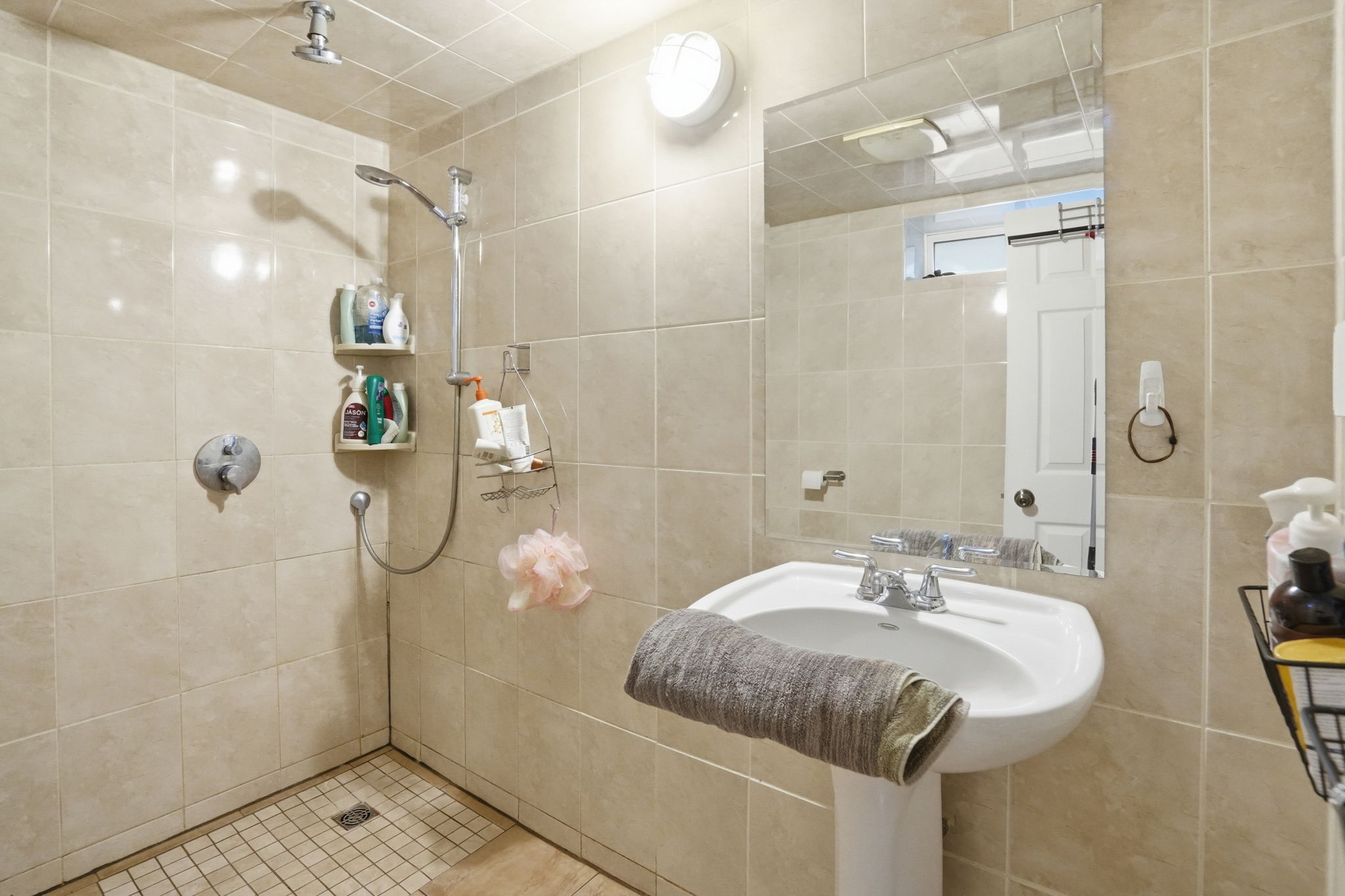 53-web-or-mls-53-Hamilton_Frank_44 San Paulo Dr